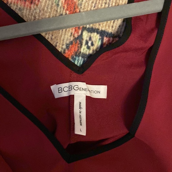 BCBG GENERATION flutter dress size large - Picture 2 of 3